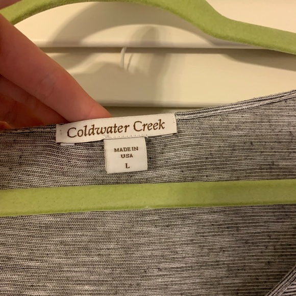 Striped Flowy Tops - Picture 4 of 4